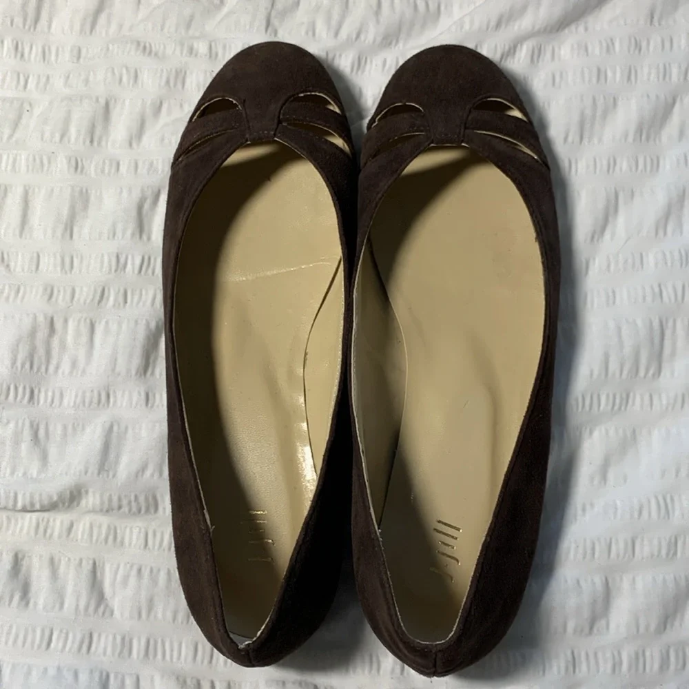 J JILL Dark Brown Suede Cutout Rounded Toe Flats - Picture 1 of 10